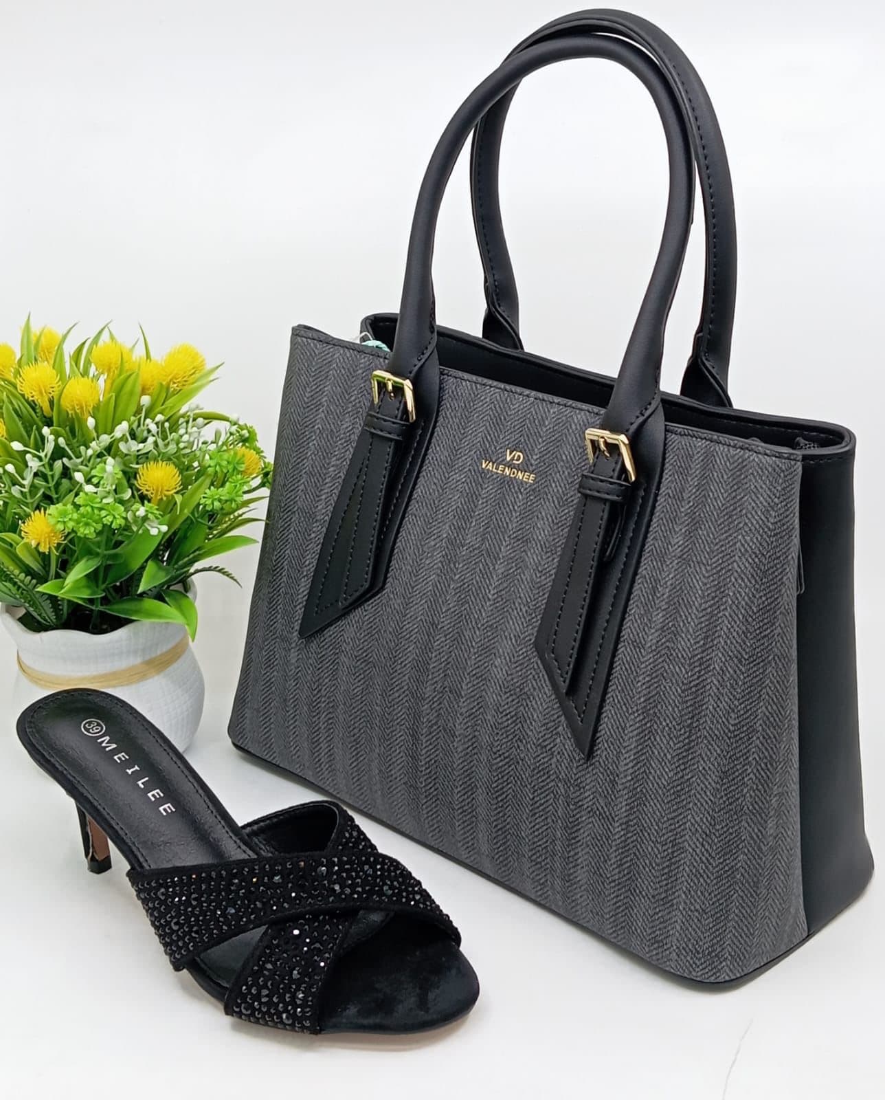 Ensemble sac à main et chaussures